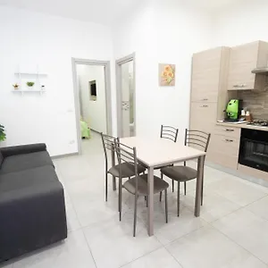  Appartamento Casa Vacanza Serafino