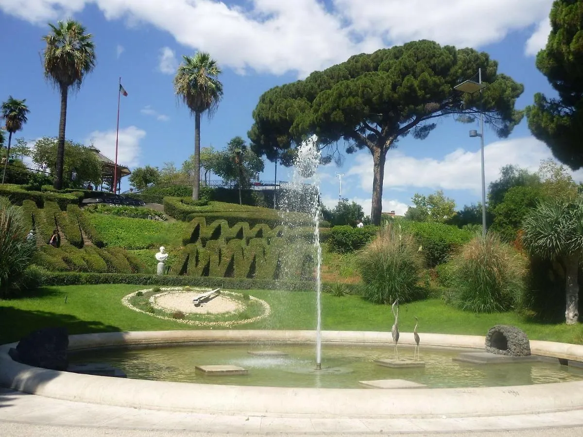 Casa vacanze Edificio Storico - Appartamento 2 Piani - Centro Di Aeroporto di Catania Fontana Rossa